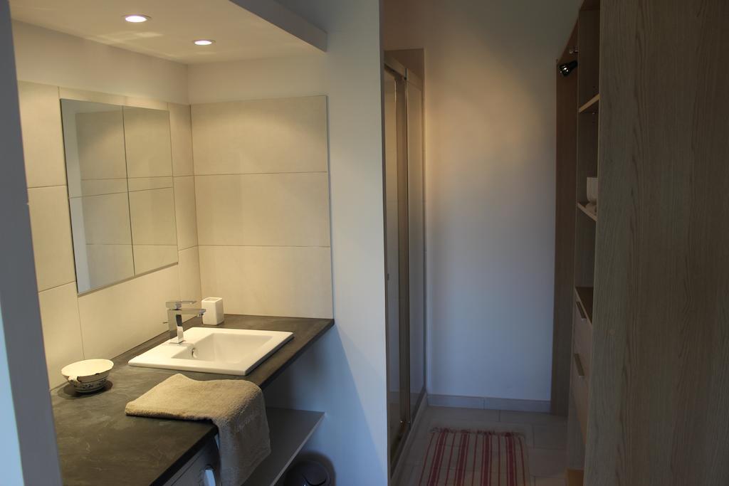 Gite Les Rapieres Gordes Room photo